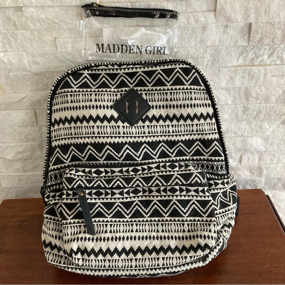 😎NWOT Aztek print backpack with clear pouch.
